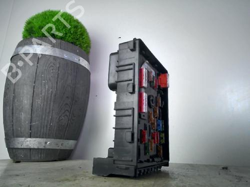 fuse-box-vw-passat-b6-3c2-2005-2006-2007-2008-2009-2010-2011-25990586 main image