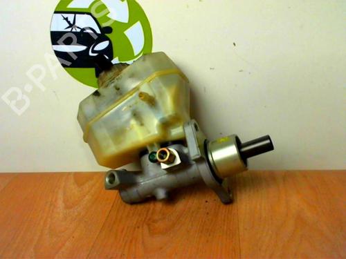 Used Brake master cylinder BMW 3 (E46) 320 d (150 hp) 24021304
