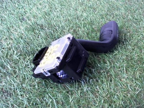 Switch FORD FOCUS C-MAX (DM2) 2.0 TDCi | BP22440602I30