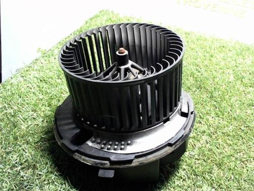 Heater blower motor SEAT TOLEDO III (5P2) 1.9 TDI | BP25618246M62