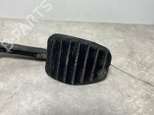 Used Clutch pedal Clutch pedal RENAULT CLIO IV (BH_) 1.5 dCi 90 (90 hp) 34136177 34136177