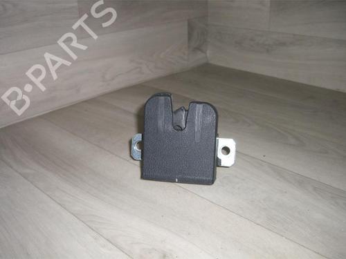 Used Tailgate lock VW POLO (9N_, 9A_) 1.4 TDI (75 hp) 24023700