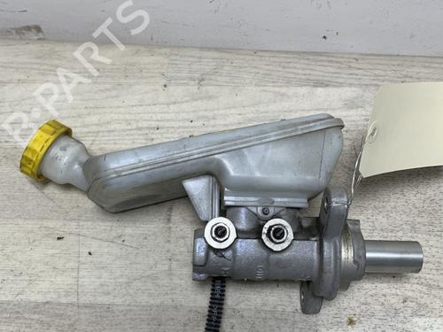 Used Brake master cylinder Brake master cylinder 28112305 28112305