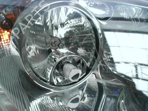 Right headlight PEUGEOT 807 (EB_) 2.0 HDI | BP32443253C29