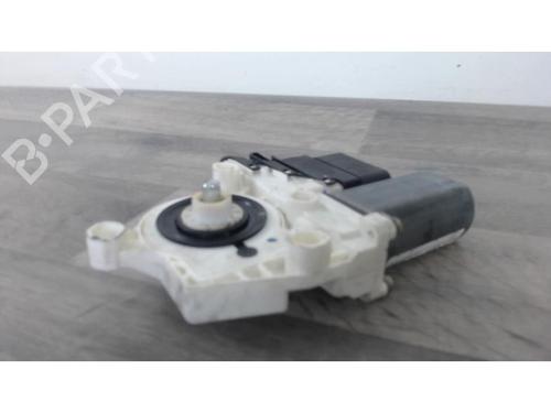 Vindusheismotor høyre foran VW TOURAN (1T1, 1T2) 1.9 TDI | BP28492525E20