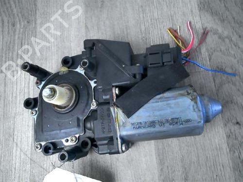 Portierruitmotor linksvoor AUDI A8 D2 (4D2, 4D8) 2.5 TDI quattro (150 hp) 25618464