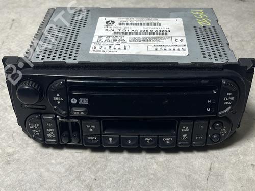 Bilradio CHRYSLER 300M (LR) 3.5 V6 24V (252 hp) 31252289