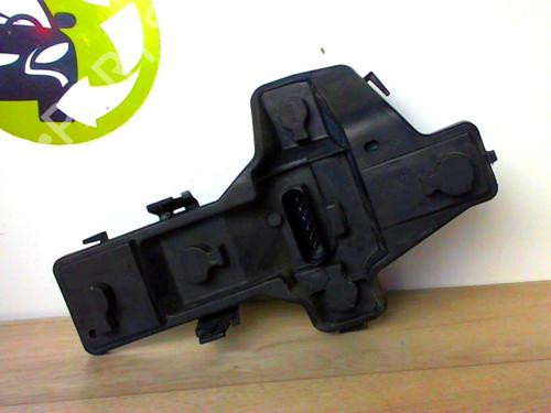 Used Licence plate light VW TOURAN (1T1, 1T2) 2.0 TDI 16V (140 hp) 21181744