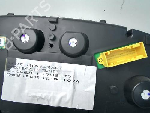 Used Instrument cluster PEUGEOT 308 I (4A_, 4C_) 1.6 HDi (109 hp) 24023779