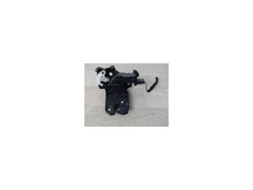 Used Tailgate lock AUDI A4 B7 Avant (8ED) 1.9 TDI (116 hp) 25619314