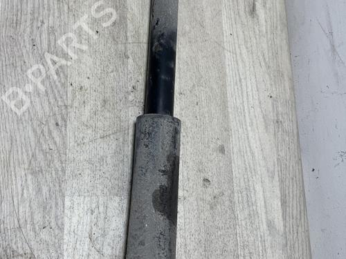 Used Right rear shock absorber Right rear shock absorber 28166773 28166773