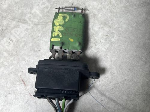 Used Heater resistor FIAT PUNTO (188_) 1.2 16V 80 (188.233, .235, .253, .255, .333, .353, .639,... (80 hp) 30736968