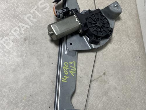 rudehejsemekanisme-hjre-foran-dacia-sandero-2008-30705291 main image