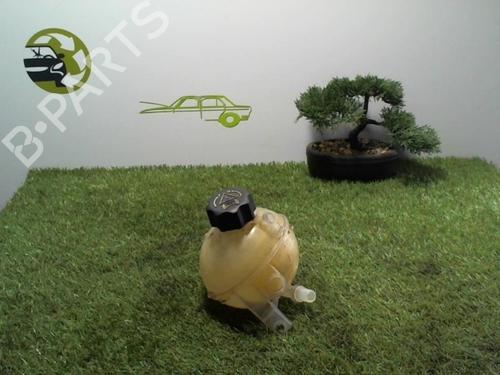 expansion-tank-citroen-c4-picasso-i-mpv-ud_-2006-2007-2008-2009-2010-2011-2012-2013-2014-2015-24021576 main image