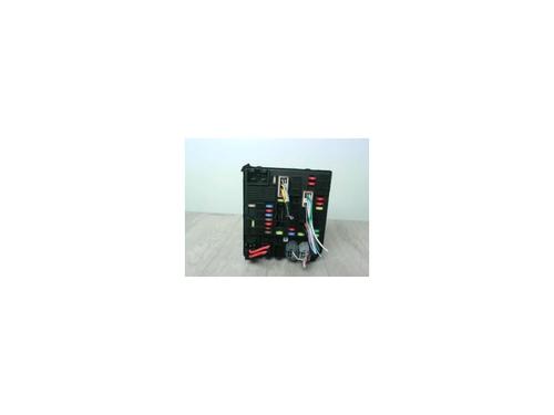 Zekeringkast RENAULT GRAND SCÉNIC III (JZ0/1_) 1.5 dCi (JZ0B, JZ07) (106 hp) 28374191