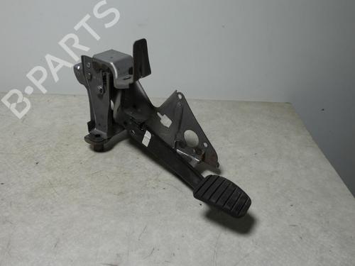 Bremspedal für RENAULT CLIO IV (BH_) 1.5 dCi 75 (75 hp) 32388161
