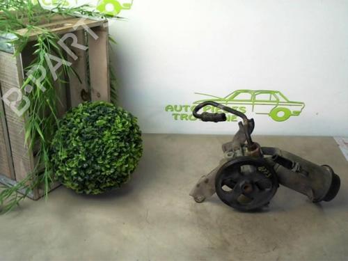 Pompe de direction assistée TOYOTA YARIS (_P1_) 1.4 D-4D (NLP10_, NLP10R) (75 hp) 24022606