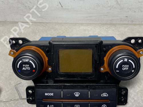 Used Climate control Climate control KIA CARENS III MPV (UN) 2.0 CRDi 140 (140 hp) 30807973 30807973