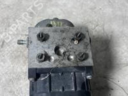 Used ABS pump TOYOTA YARIS (_P1_) 1.4 D-4D (NLP10_, NLP10R) (75 hp) 31085519