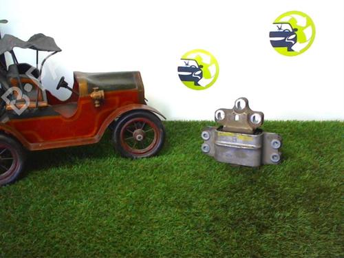 Used Engine mount VW TOURAN (1T1, 1T2) 2.0 TDI 16V (140 hp) 25618553
