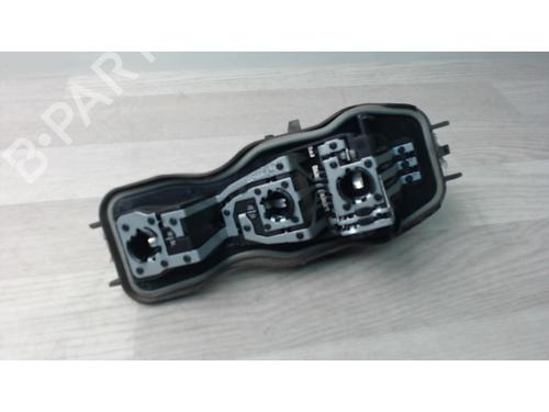 Used Licence plate light RENAULT SCÉNIC II (JM0/1_) 1.9 dCi (JM14) (131 hp) 21182939