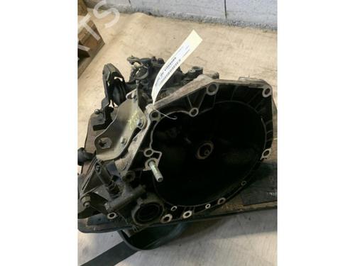 Cambio FIAT PUNTO (176_) 60 1.2 (176AP, 176AR, 176AQ, 176BB) | BP30807832M3