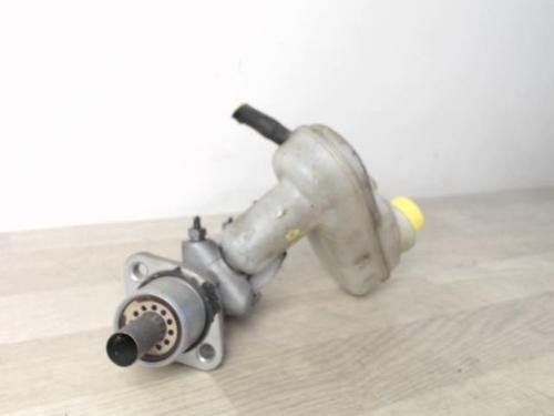Brake master cylinder RENAULT TWINGO II (CN0_) 1.5 dCi (CN0E) | BP24026930M77 
