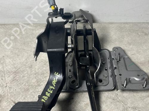 BP31085018I4 main image