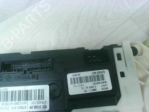 Front left window mechanism RENAULT LAGUNA III (BT0/1) 2.0 dCi (BT01, BT08, BT09, BT0E, BT0K, BT12, BT1C, BT1D,... | BP24024877C22