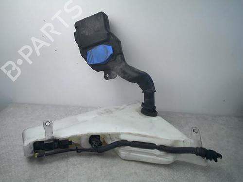 Used Windscreen washer tank AUDI A4 B8 (8K2) 2.0 TDI (120 hp) 25618856
