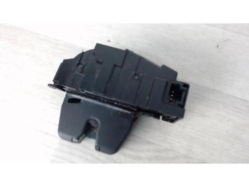 Tailgate lock PEUGEOT 308 I (4A_, 4C_) 1.6 HDi | BP24026356C101