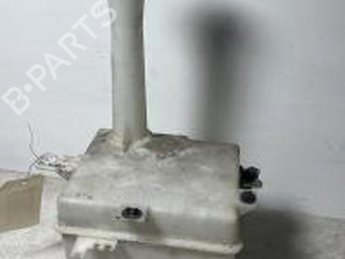 Used Windscreen washer tank KIA CARENS III MPV (UN) 2.0 CRDi 140 (140 hp) 30727030