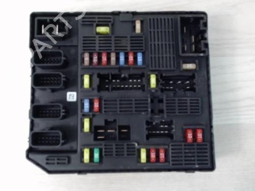 Used Fuse box RENAULT GRAND SCÉNIC III (JZ0/1_) 2.0 dCi (JZ0L) (160 hp) 24027604