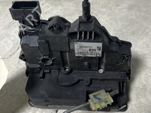 front-right-lock-opel-corsa-d-s07-2006-2007-2008-2009-2010-2011-2012-2013-2014-2015-32137826 main image