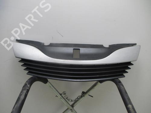 Used Grille RENAULT LAGUNA II (BG0/1_) 1.8 16V (BG06, BG0J, BG0M) (116 hp) 21181160