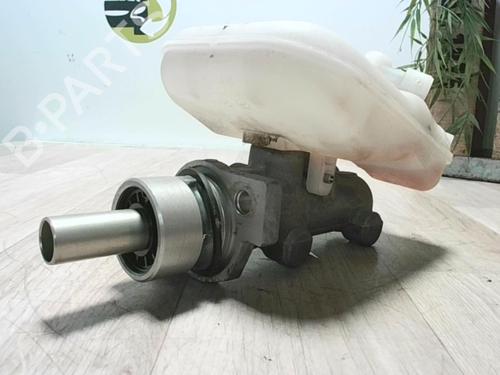 Used Brake master cylinder Brake master cylinder CITROËN BERLINGO / BERLINGO FIRST Box Body/MPV (M_) 2.0 HDI 90 (MBRHY, MCRHY) (90 hp) 25618192 25618192