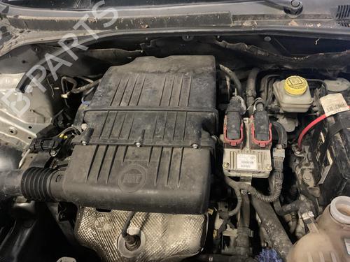 Used Engine FIAT GRANDE PUNTO (199_) 1.2 (65 hp) 31860645