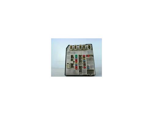 Used Fuse box RENAULT LAGUNA III (BT0/1) 2.0 dCi (BT01, BT08, BT09, BT0E, BT0K, BT12, BT1C, BT1D,... (150 hp) 24028055