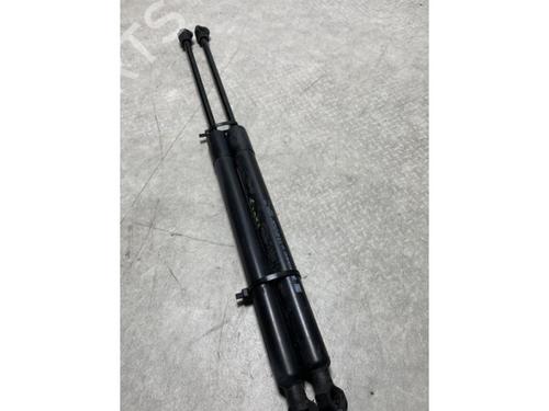 Tailgate lift support RENAULT CLIO IV (BH_) 1.5 dCi 75 | BP22919765C138 