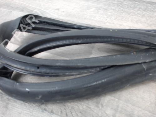 Rubber door seal RENAULT MEGANE IV Hatchback (B9A/M/N_) 1.6 dCi 130 (B9A4) | BP25448060C142