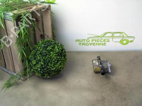 Used Vacuum pump RENAULT CLIO II (BB_, CB_) 1.5 dCi (B/CB08) (82 hp) 30705491