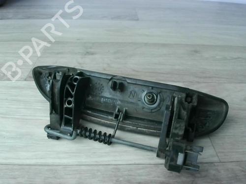 Used Front left exterior door handle RENAULT CLIO II (BB_, CB_) 1.5 dCi (B/CB08) (82 hp) 21182566