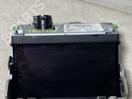 Used Display monitor Display monitor AUDI A3 Sportback (8VA, 8VF) 1.6 TDI (115 hp) 30807981 30807981