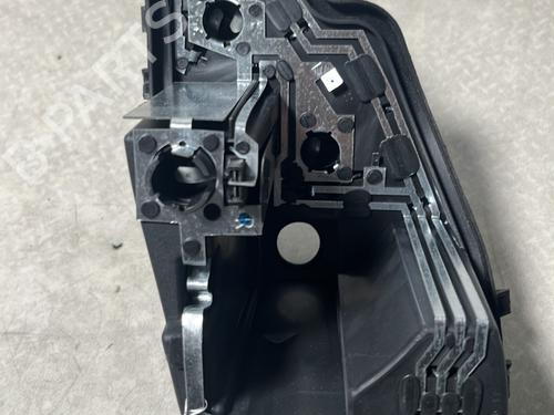 Used Licence plate light Licence plate light SEAT IBIZA IV (6J5, 6P1) 1.2 TDI (75 hp) 33337432 33337432