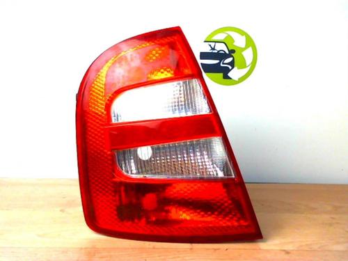 Venstre baglygte SKODA FABIA I (6Y2) 1.9 SDI (64 hp) 24021405