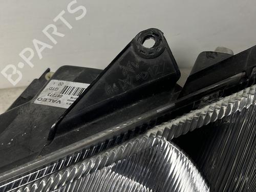 Left headlight PEUGEOT 206 Hatchback (2A/C) 2.0 HDI 90 | BP31927635C28