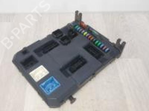 Boîte à Fusibles PEUGEOT 207 (WA_, WC_) 1.6 HDi (90 hp) 27619626