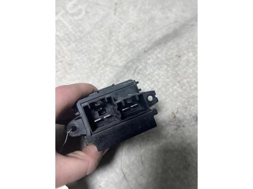 Heater resistor OPEL ASTRA J (P10) 2.0 CDTI (68) | BP31085023M108 