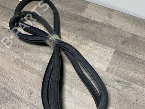 rubber-door-seal-renault-clio-v-b7_-2019-39447538 main image
