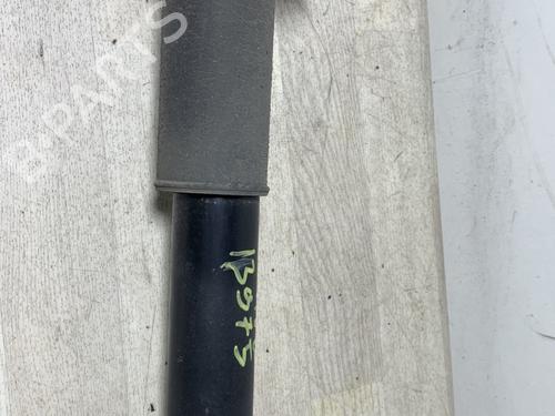 Used Left front shock absorber SUZUKI GRAND VITARA I (FT, HT) 2.0 HDI 110 16V 4x4 (SQ420D, TD83V, JA420WD) (109 hp) 26199304